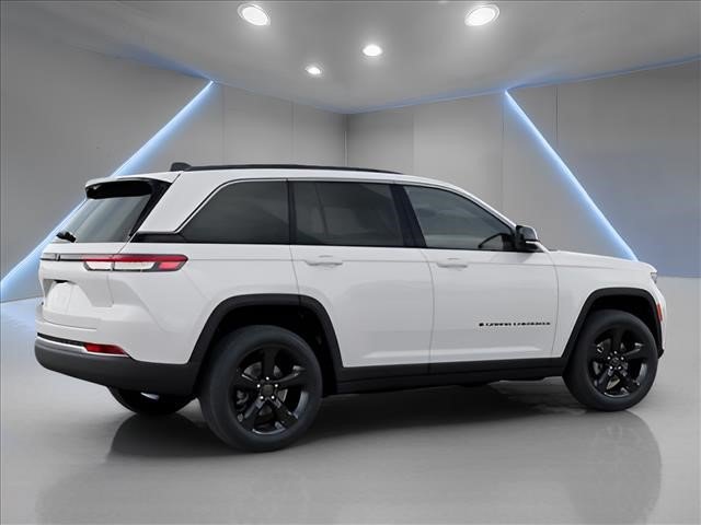 New 2027 Jeep Grand Cherokee Limited AWD/4WD image 5