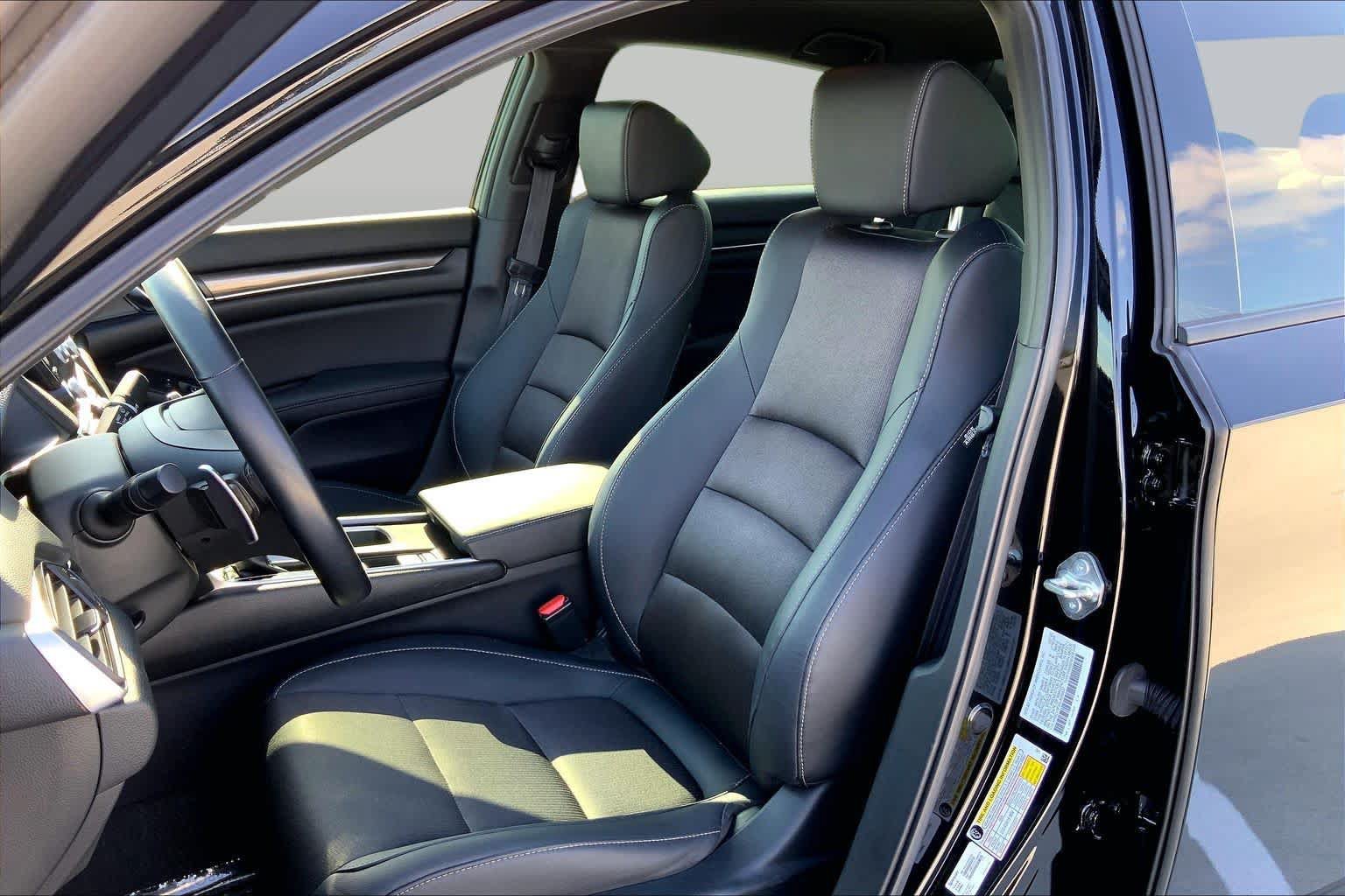 Used 2020 Honda Accord Sport image 7