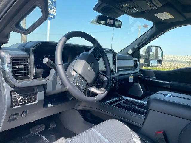 New 2026 Ford F250 Platinum w/ FX4 Off-Road Package AWD/4WD image 9