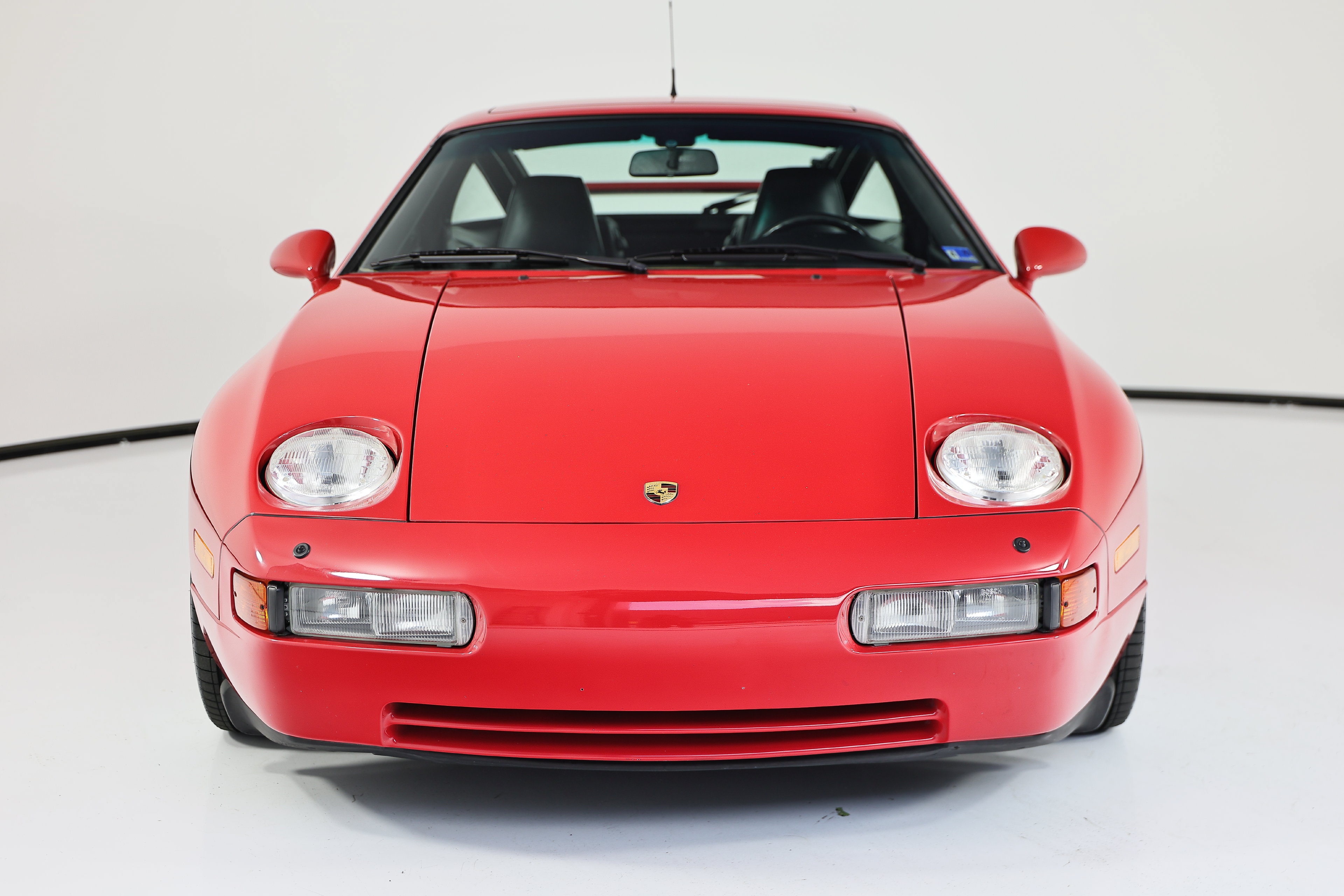 Used 1994 Porsche 928 GTS RWD image 10
