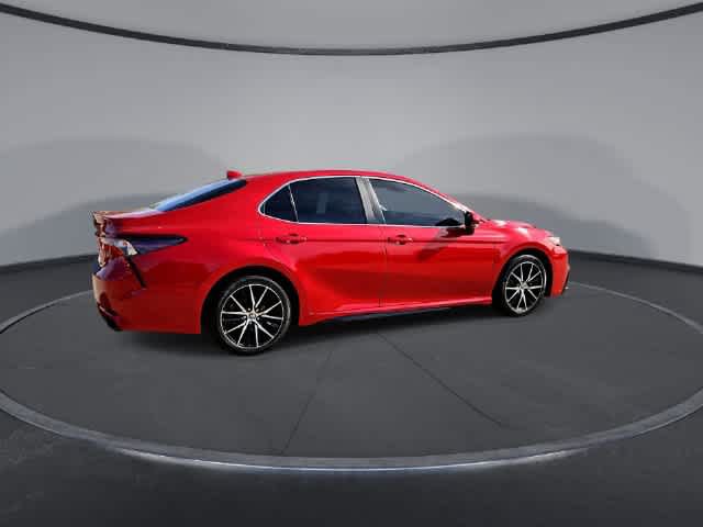 Used 2022 Toyota Camry SE FWD image 8