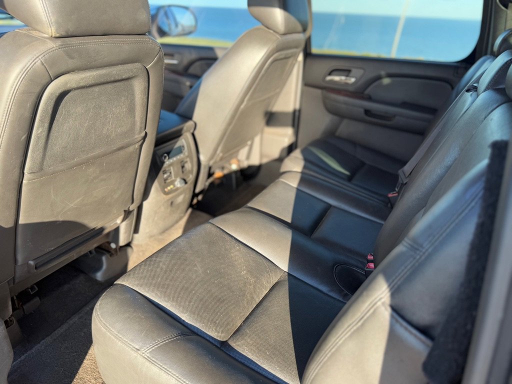 Used 2013 Chevrolet Avalanche LTZ image 15