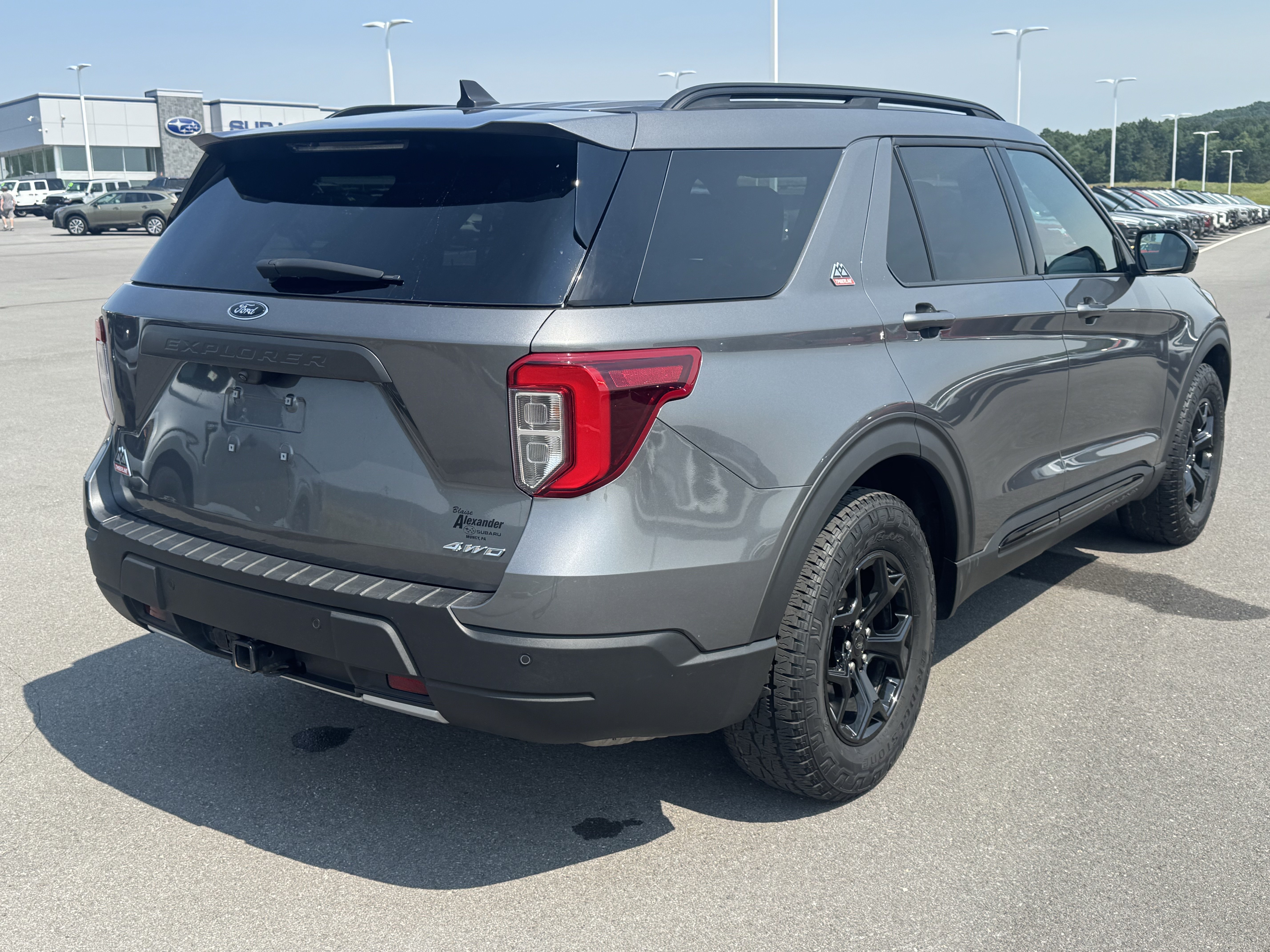 Used 2023 Ford Explorer Timberline w/ Timberline Technology Package AWD/4WD image 3