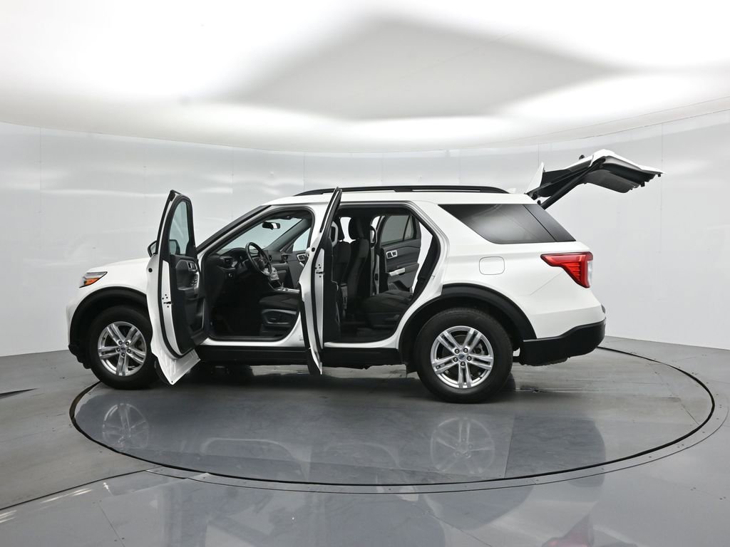 Used 2023 Ford Explorer XLT RWD image 37