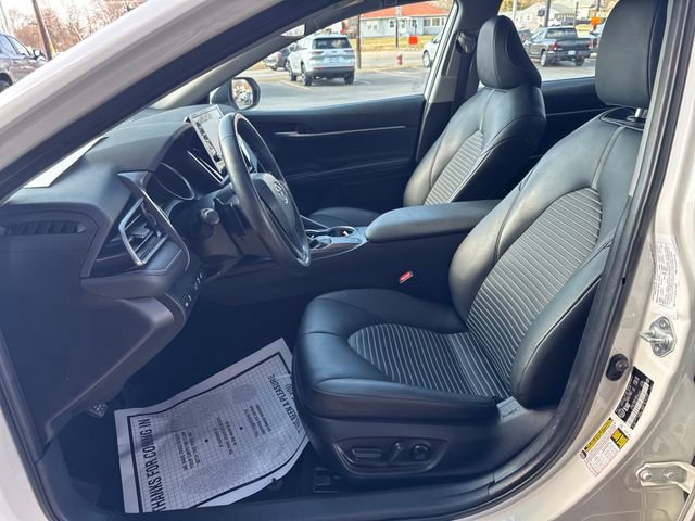 Used 2024 Toyota Camry SE FWD image 14