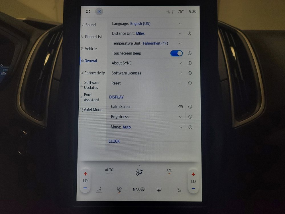 Used 2023 Ford Edge SEL image 25