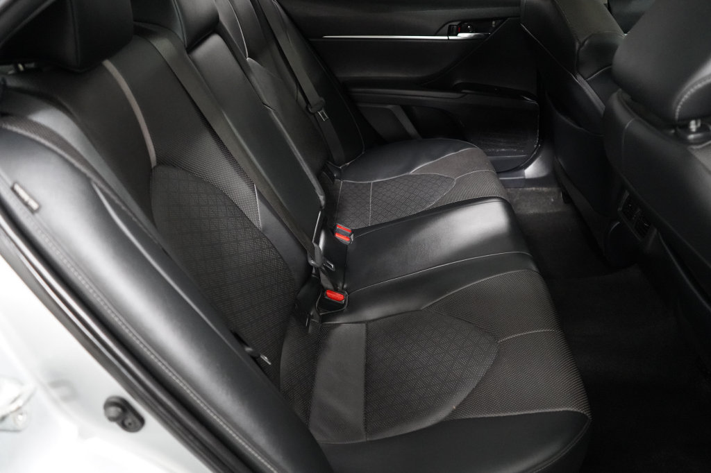 Used 2022 Toyota Camry XSE w/ Navigation Package FWD image 20