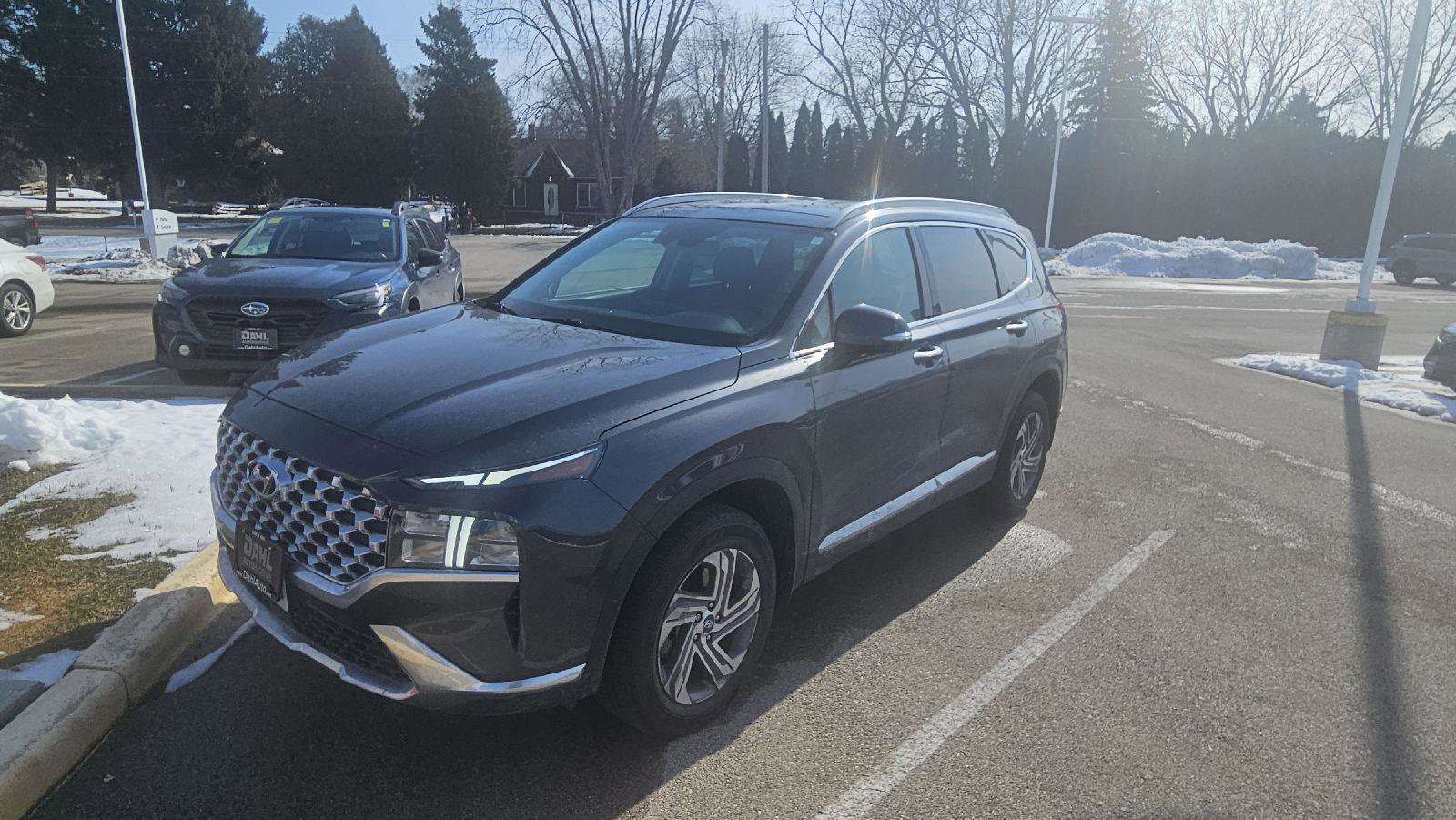 Used 2023 Hyundai Santa Fe SEL w/ Premium Package image 13