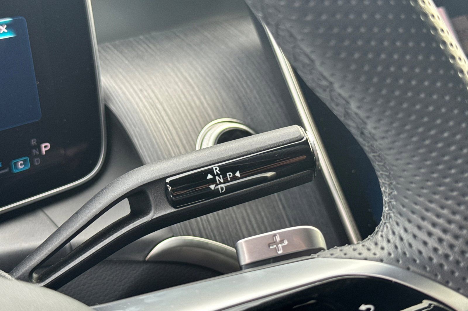 Certified 2025 Mercedes-Benz GLC 300 image 24