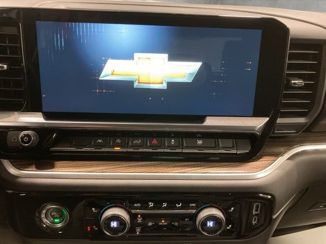 Used 2022 Chevrolet Silverado 1500 LT w/ Protection Package image 16