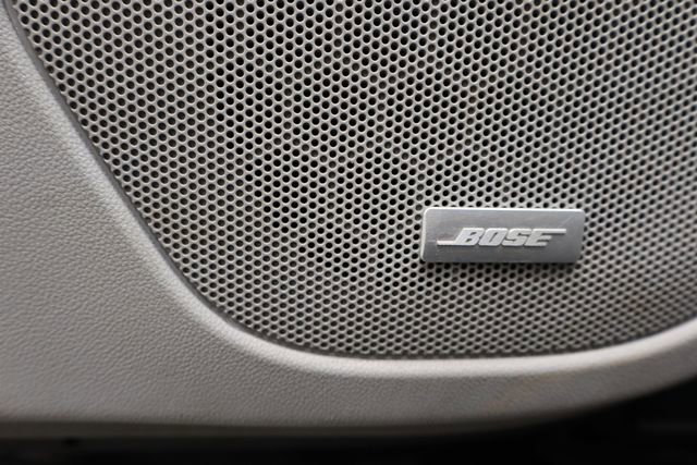 Used 2023 GMC Acadia SLT image 22