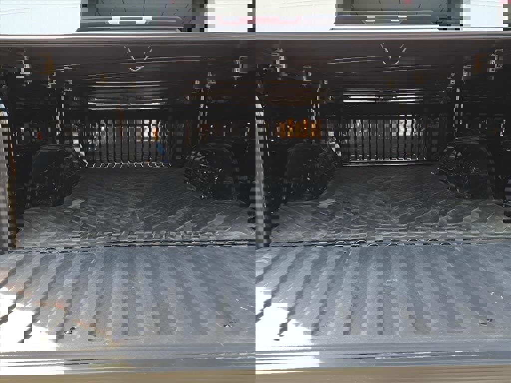 Used 2023 Chevrolet Silverado 1500 LT image 5