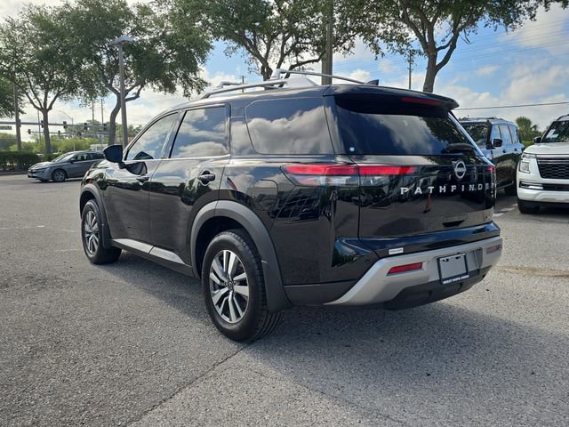Certified 2023 Nissan Pathfinder SL FWD image 6