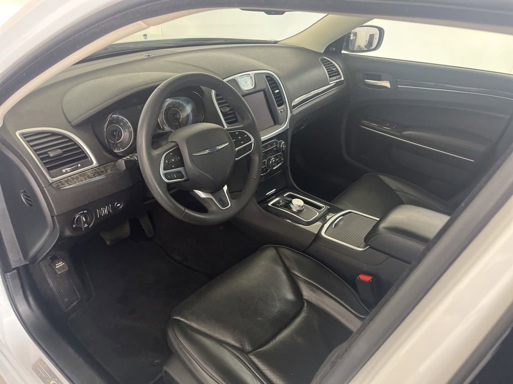 Used 2023 Chrysler 300 Touring L w/ Comfort Group AWD/4WD image 24