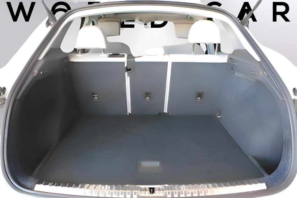 Used 2020 Audi Q3 2.0T Premium w/ Convenience Package AWD/4WD image 14