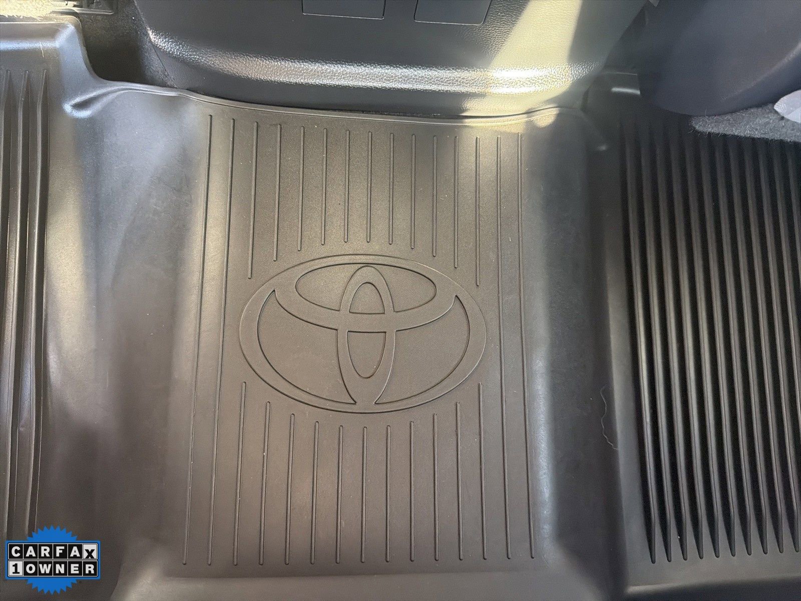 Used 2023 Toyota Tundra SR5 AWD/4WD image 23