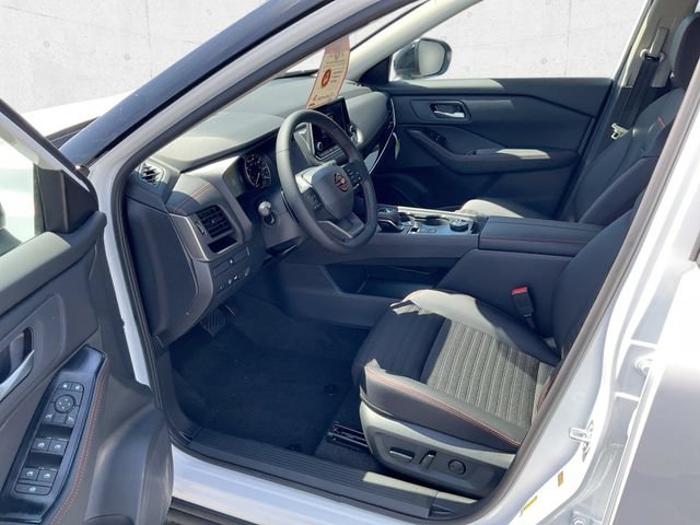 New 2026 Nissan Rogue SV AWD/4WD image 12