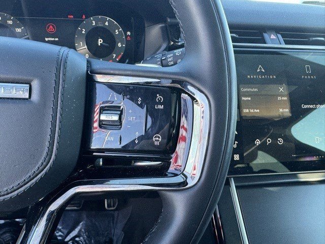 Used 2025 Land Rover Range Rover Velar Dynamic SE image 15
