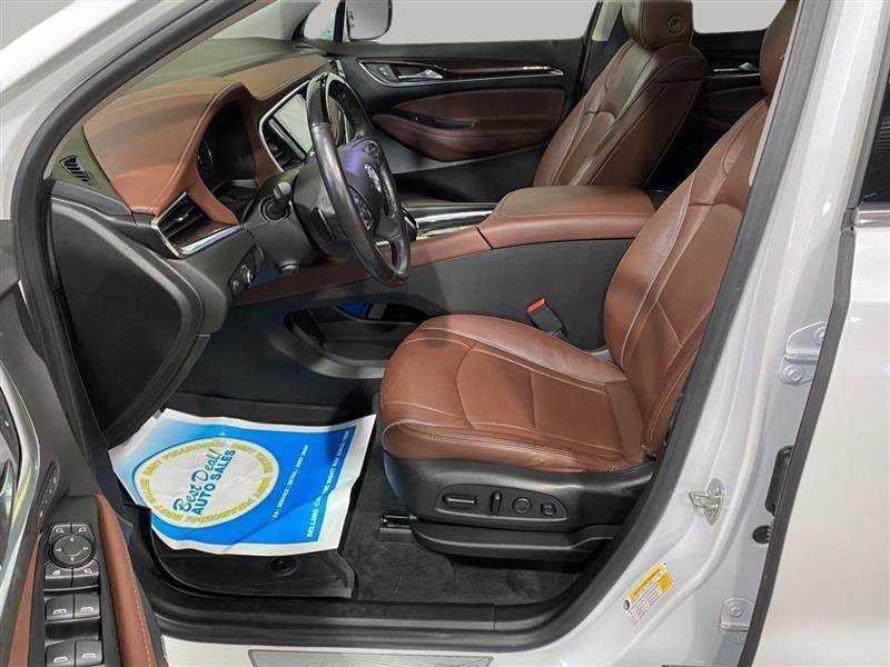 Used 2021 Buick Enclave Avenir w/ Avenir Technology Package AWD/4WD image 13
