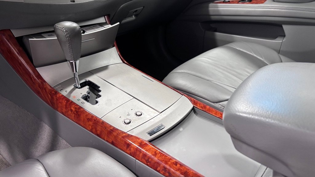 Used 2005 Toyota Avalon XLS image 15