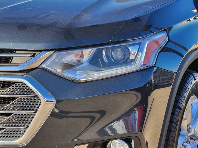 Used 2020 Chevrolet Traverse LT image 16