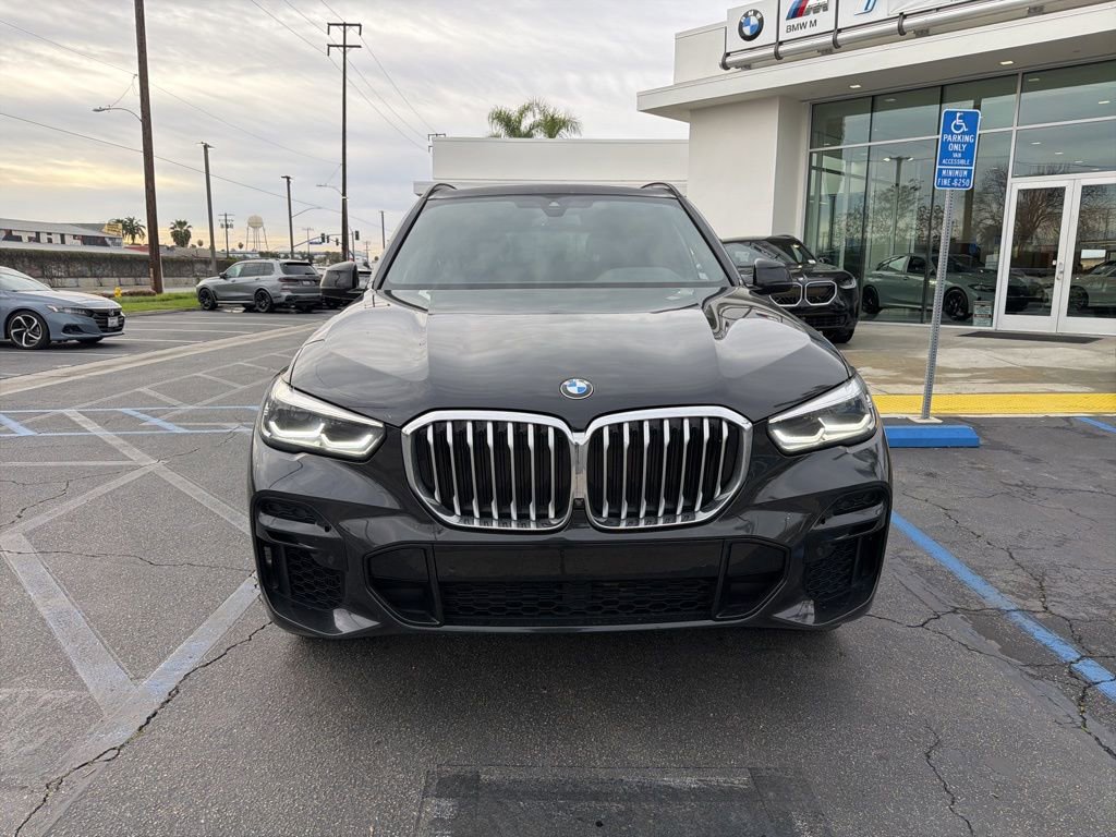 Certified 2023 BMW X5 sDrive40i w/ M Sport Package image 2