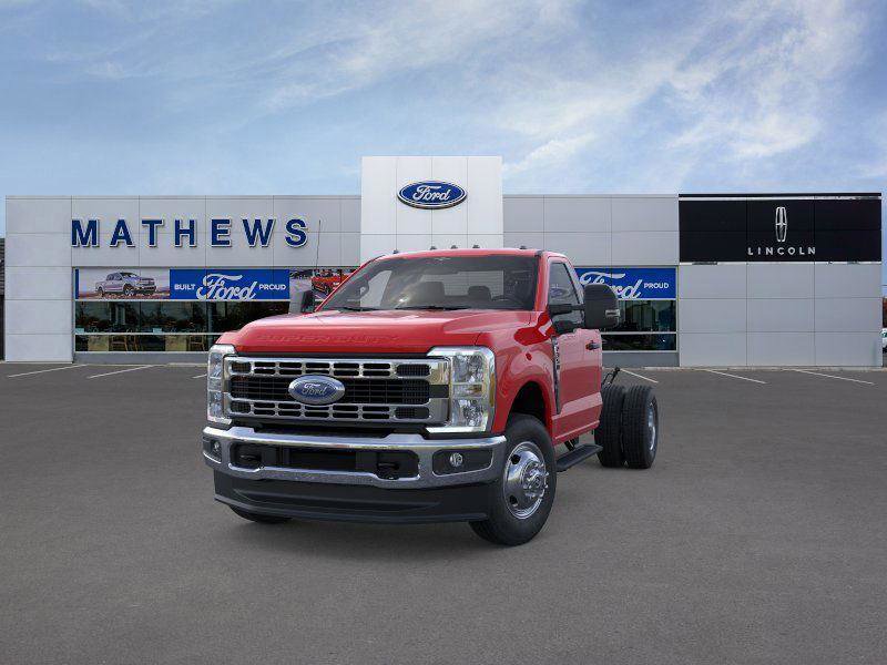 New 2026 Ford F350 XL w/ XL Chrome Package image 2