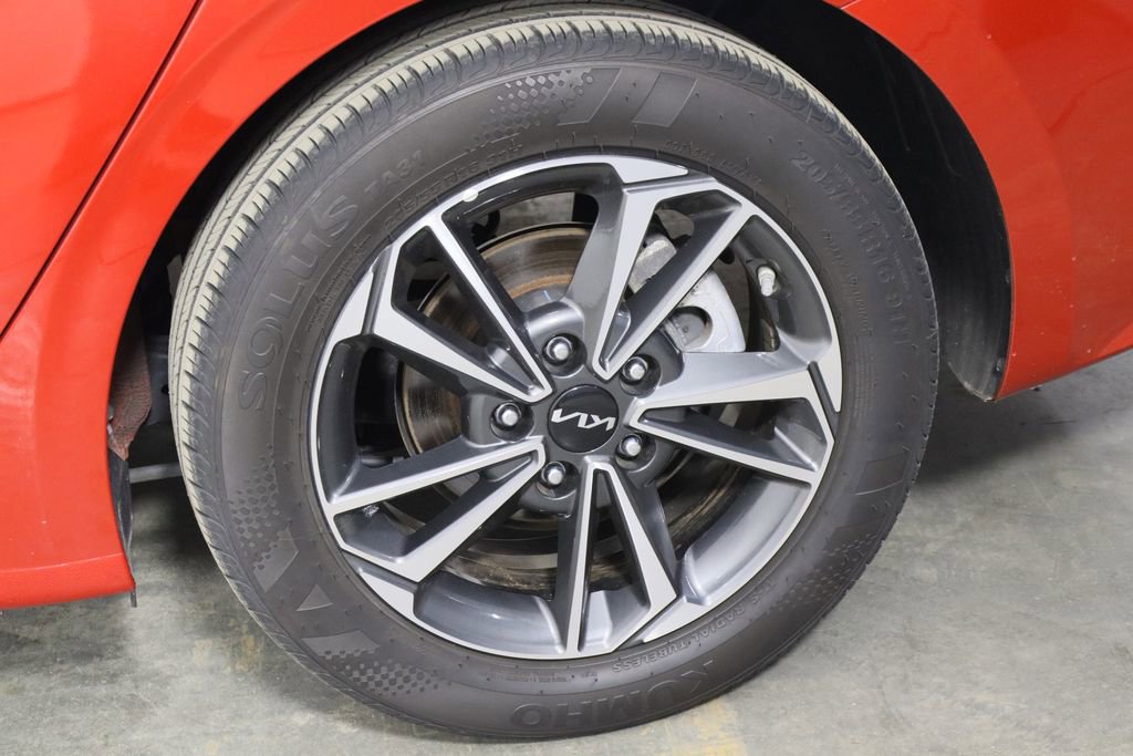 Used 2024 Kia Forte LXS image 37