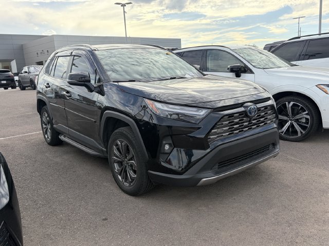 Used 2022 Toyota RAV4 Limited AWD/4WD image 3