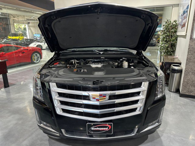 Used 2015 Cadillac Escalade Premium AWD/4WD image 28