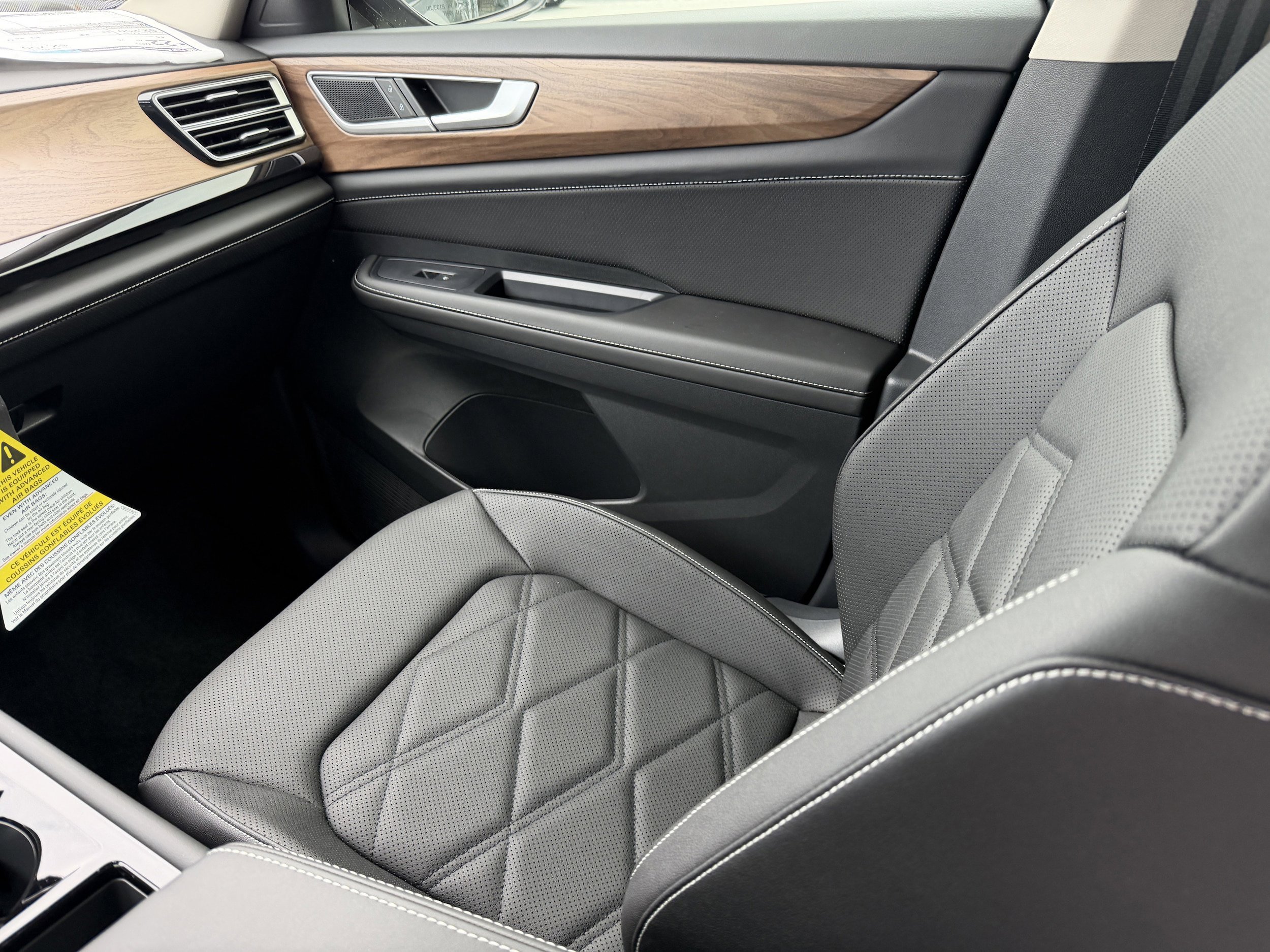 New 2026 Volkswagen Atlas SE image 16