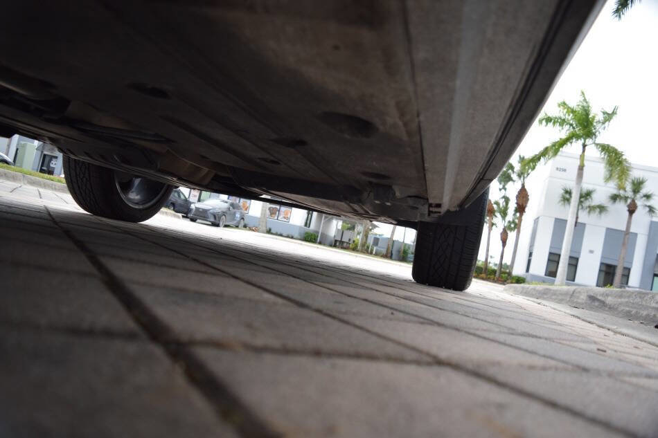 Used 2020 Volvo XC40 T5 Momentum w/ Protection Package Premier image 98