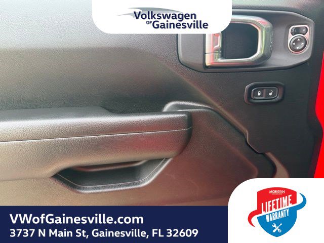 Used 2025 Jeep Wrangler Unlimited Rubicon 4xe w/ Convenience Group image 17