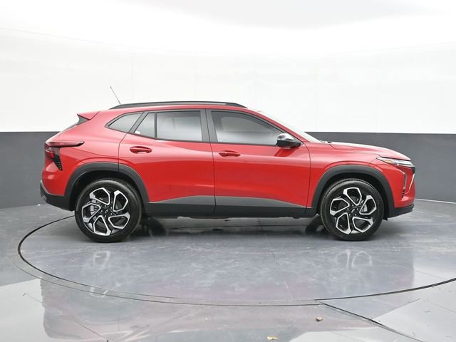 New 2026 Chevrolet Trax RS w/ Sunroof Package image 16