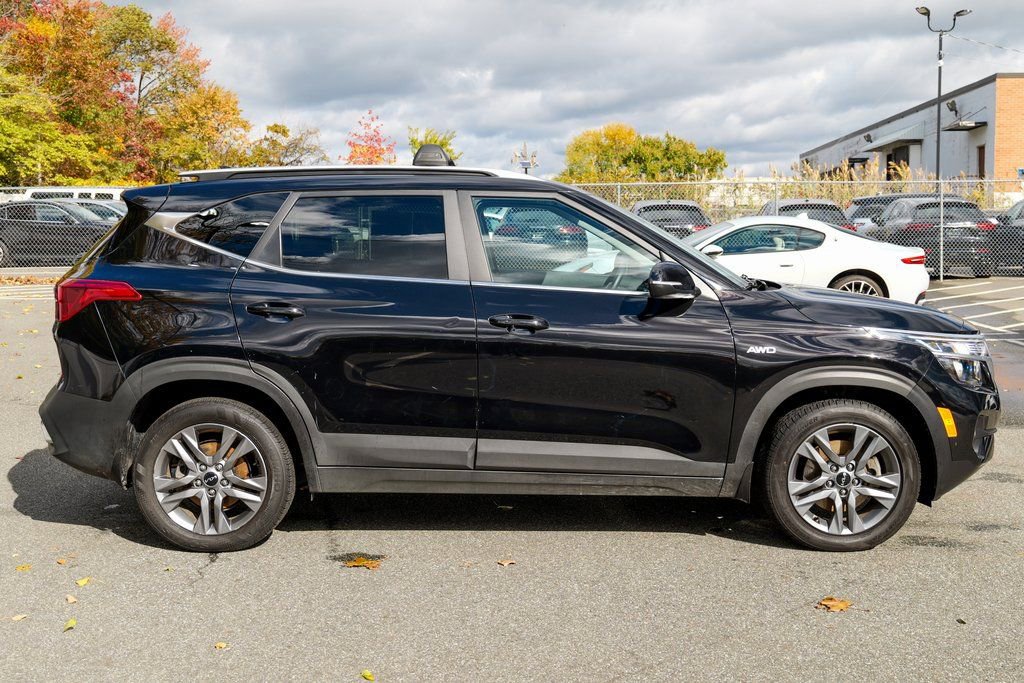 Used 2023 Kia Seltos S image 8