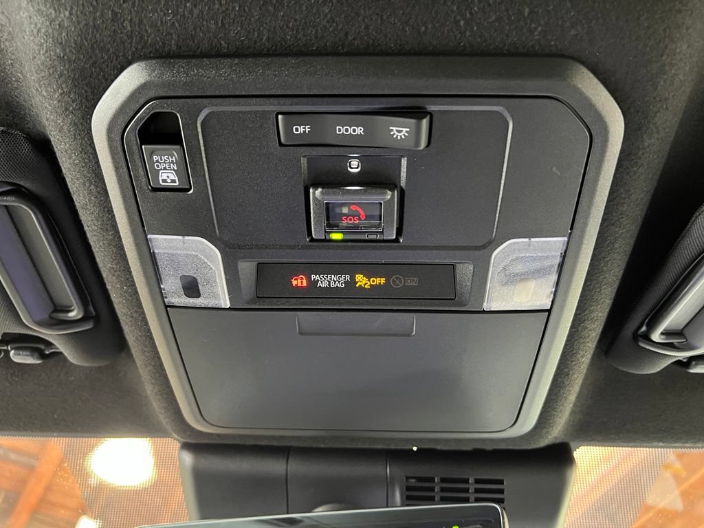 New 2026 Toyota 4Runner Trailhunter AWD/4WD image 36