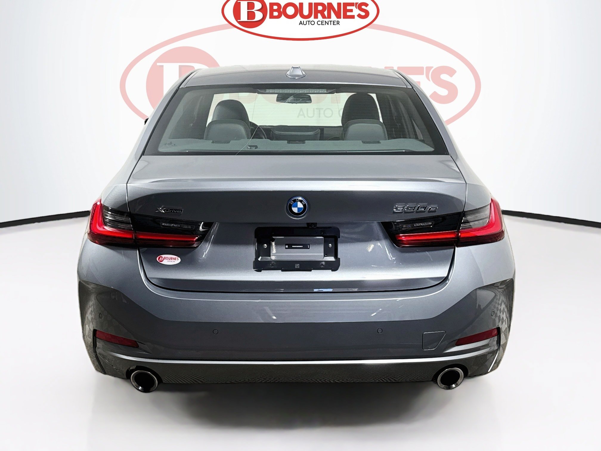 Used 2024 BMW 330e xDrive w/ Premium Package AWD/4WD image 9