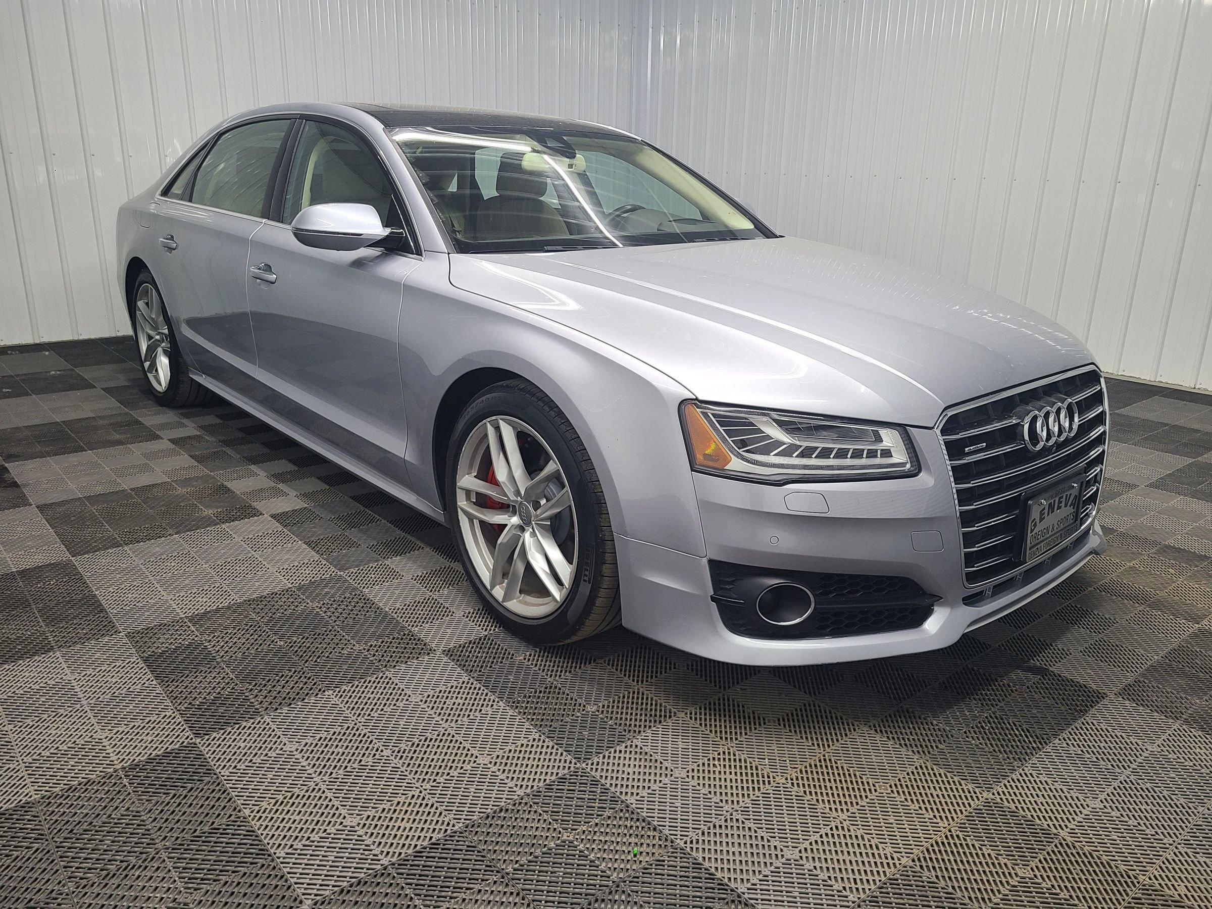 Used 2016 Audi A8 L 4.0T w/ Driver Assistance Package AWD/4WD image 4