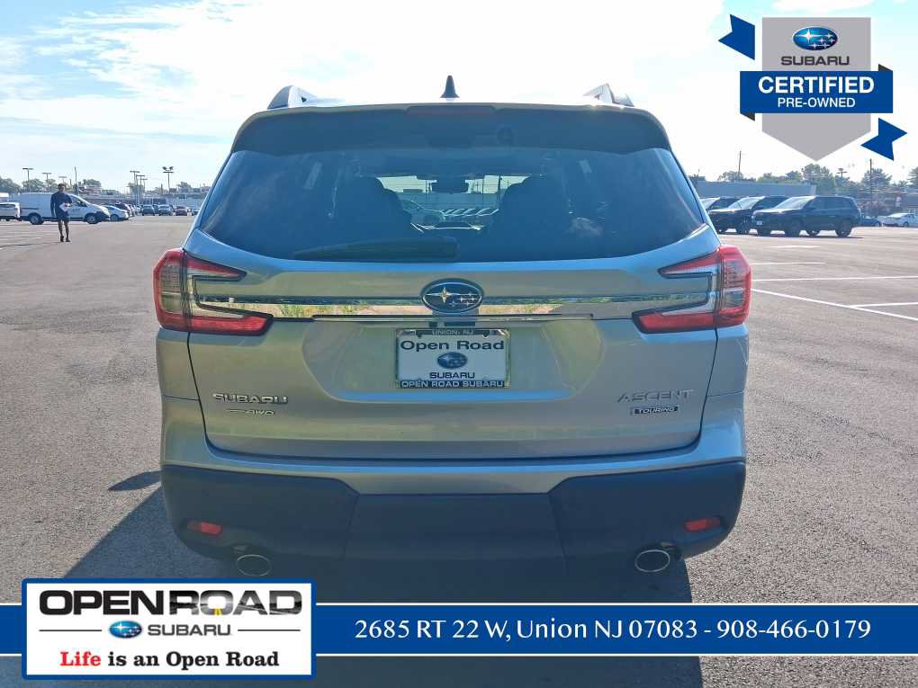 Used 2023 Subaru Ascent Touring AWD/4WD image 4