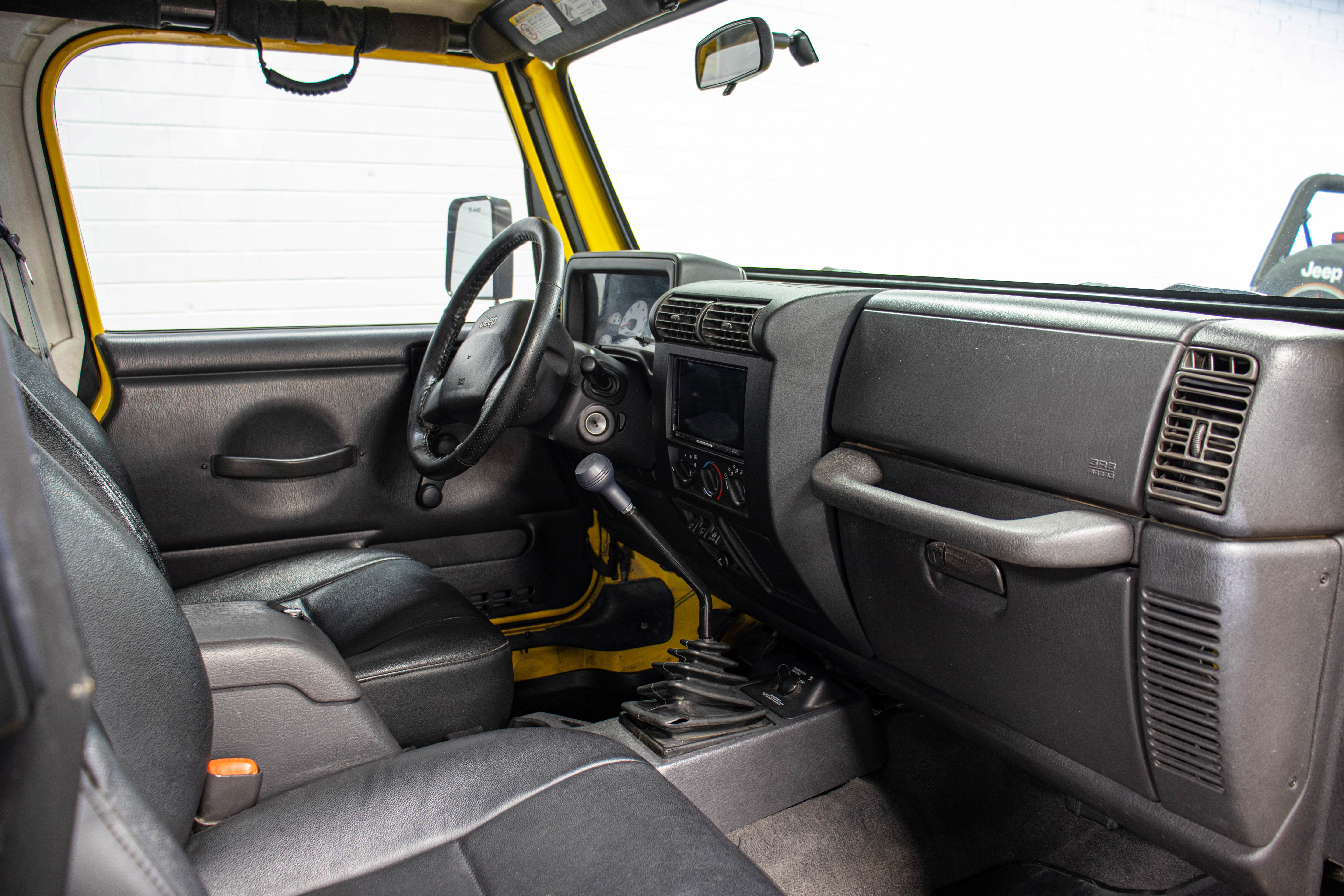 Used 2002 Jeep Wrangler X AWD/4WD image 19
