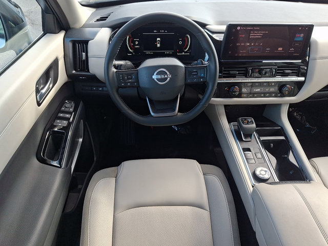 Certified 2026 Nissan Pathfinder SL AWD/4WD image 11