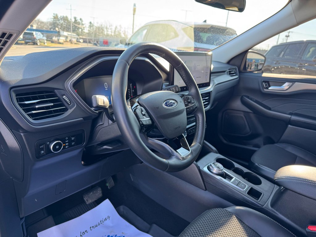 Used 2023 Ford Escape SE FWD image 28