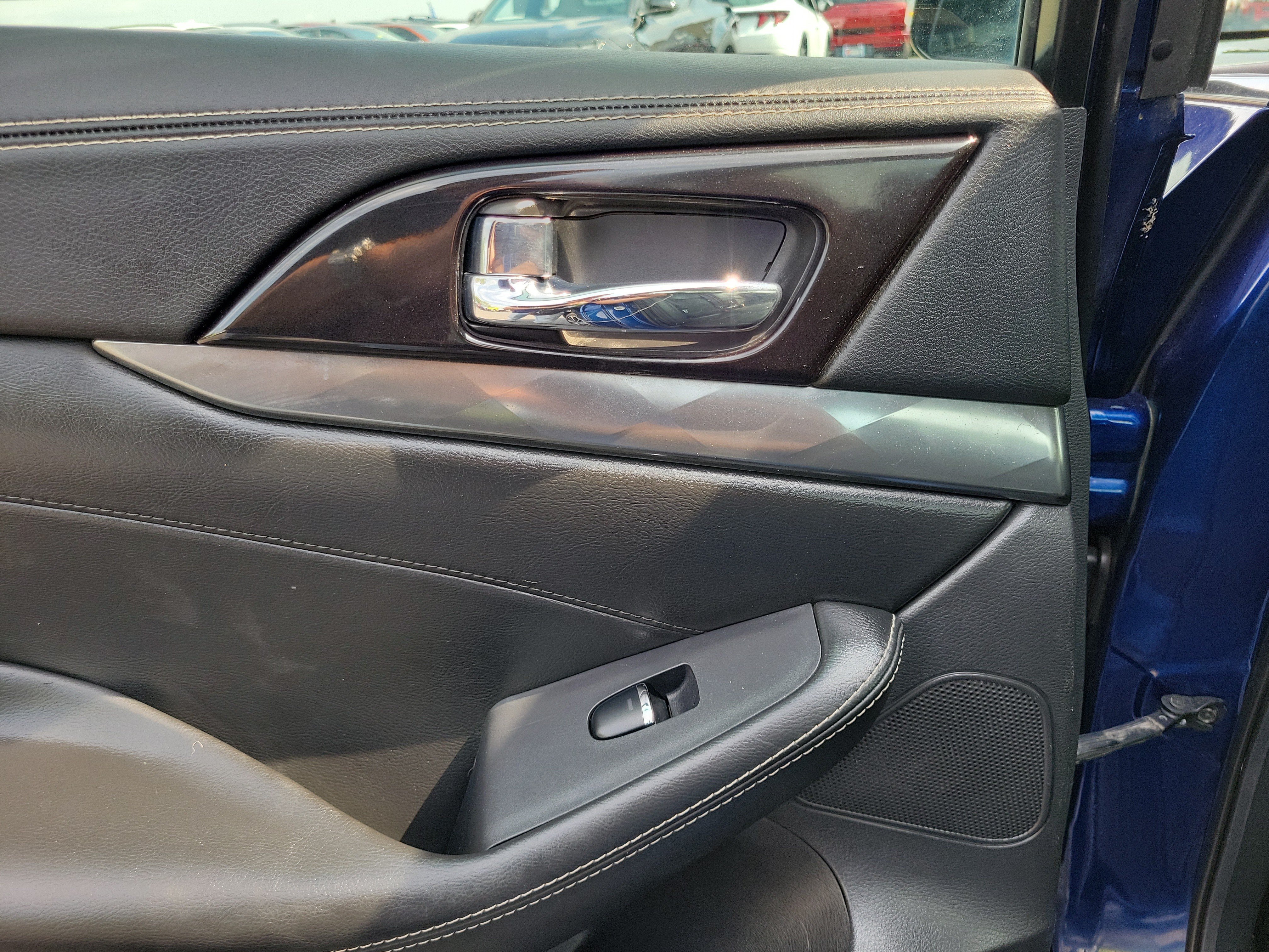 Used 2019 Nissan Maxima 3.5 SV w/ Floor Mat Group FWD image 12