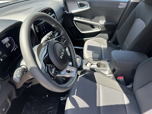 New 2025 Kia Soul S image 27