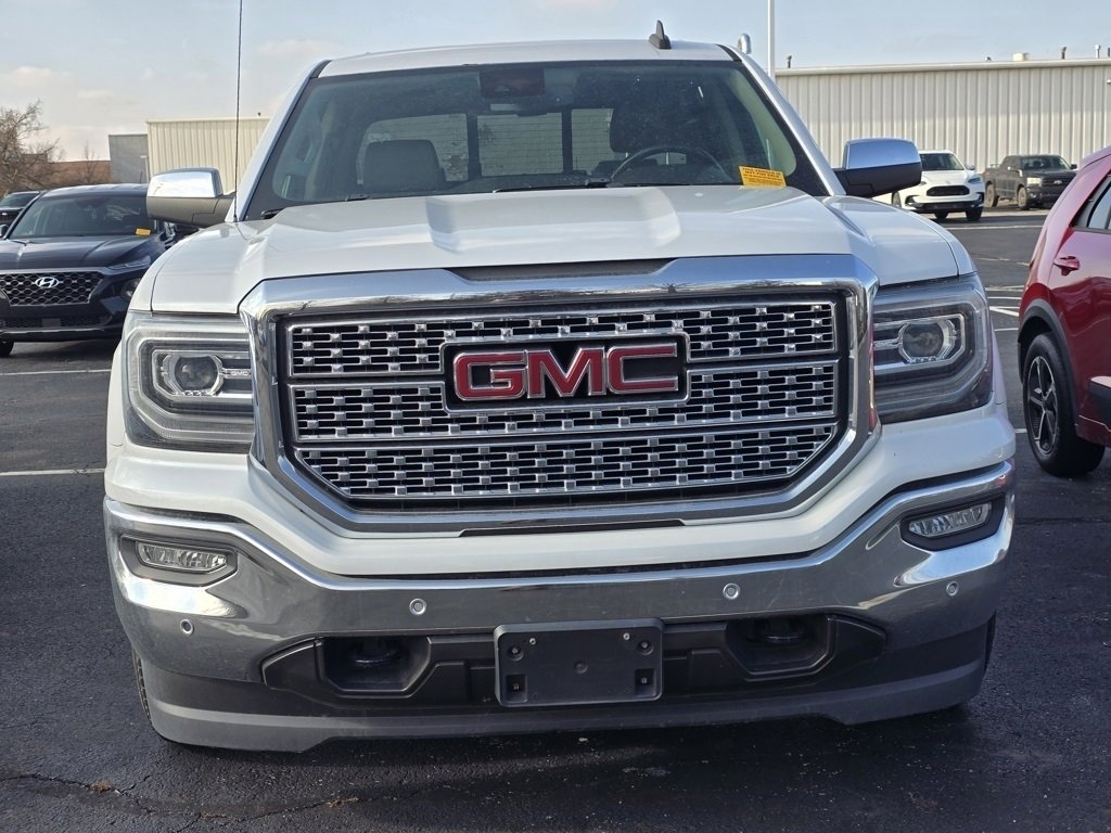 Used 2018 GMC Sierra 1500 SLT image 2