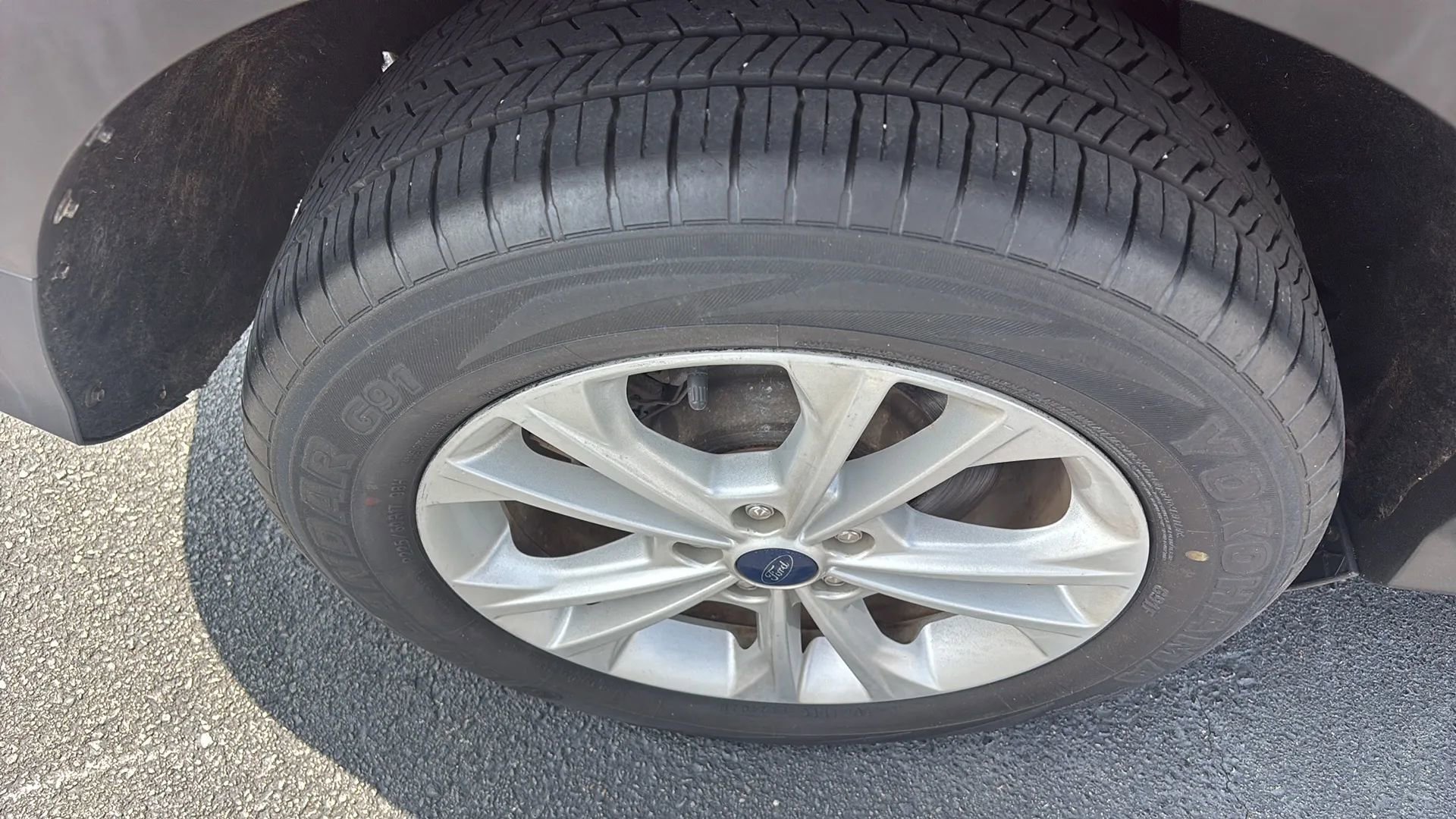 Used 2017 Ford Escape SE w/ Equipment Group 201A AWD/4WD image 31