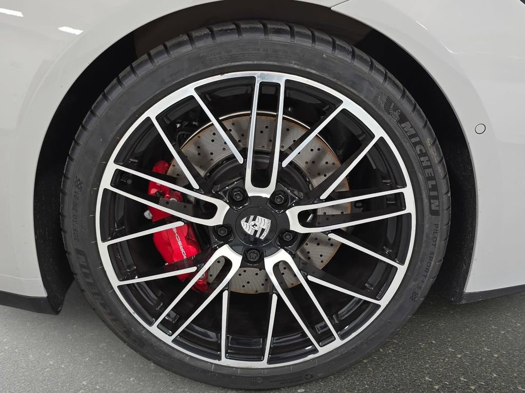 New 2026 Porsche 911 Carrera 4S AWD/4WD image 28