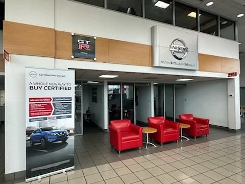 Used 2018 Dodge Durango SRT w/ SRT Interior Appearance Group AWD/4WD image 57