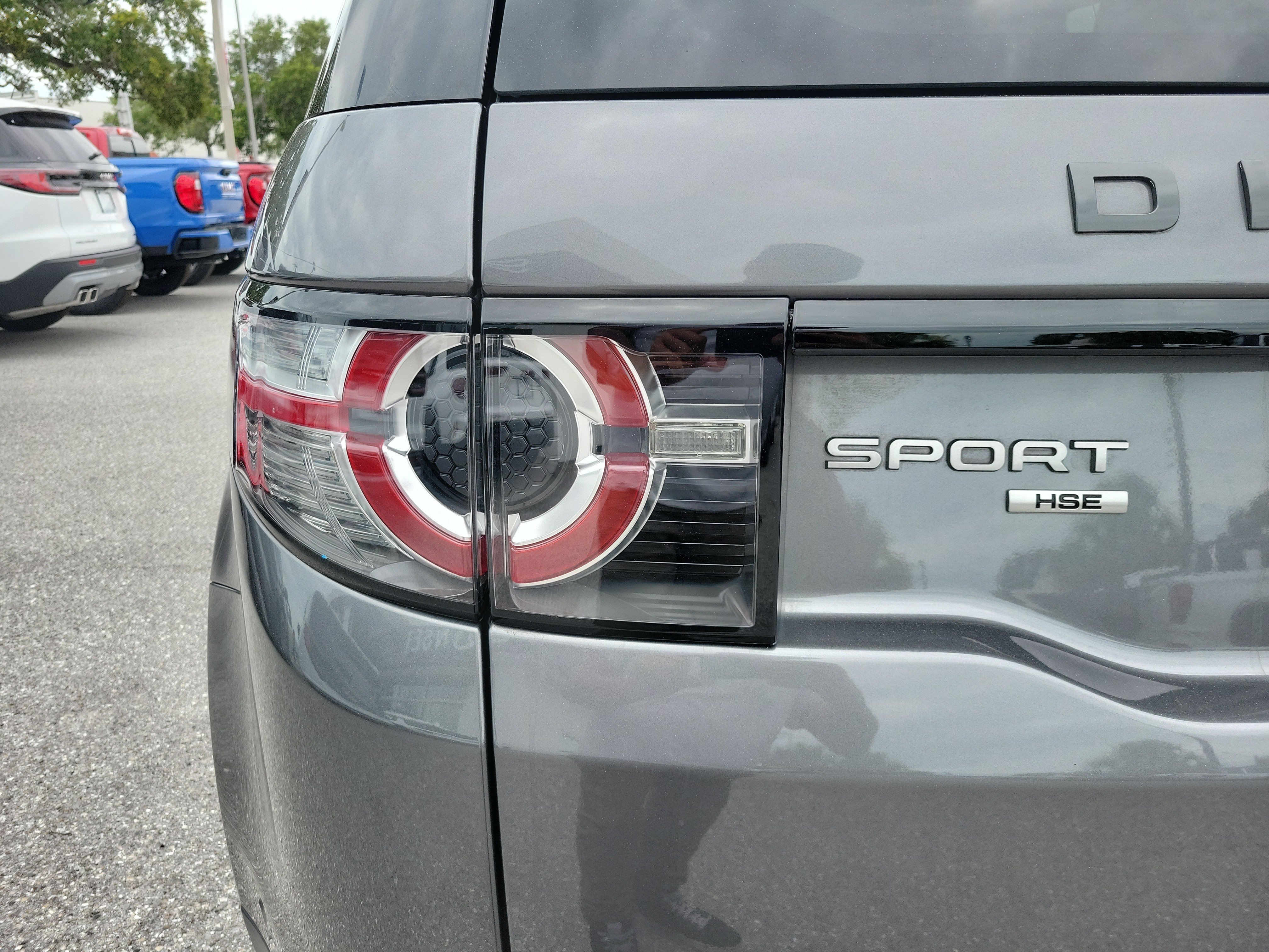 Used 2019 Land Rover Discovery Sport HSE AWD/4WD image 10
