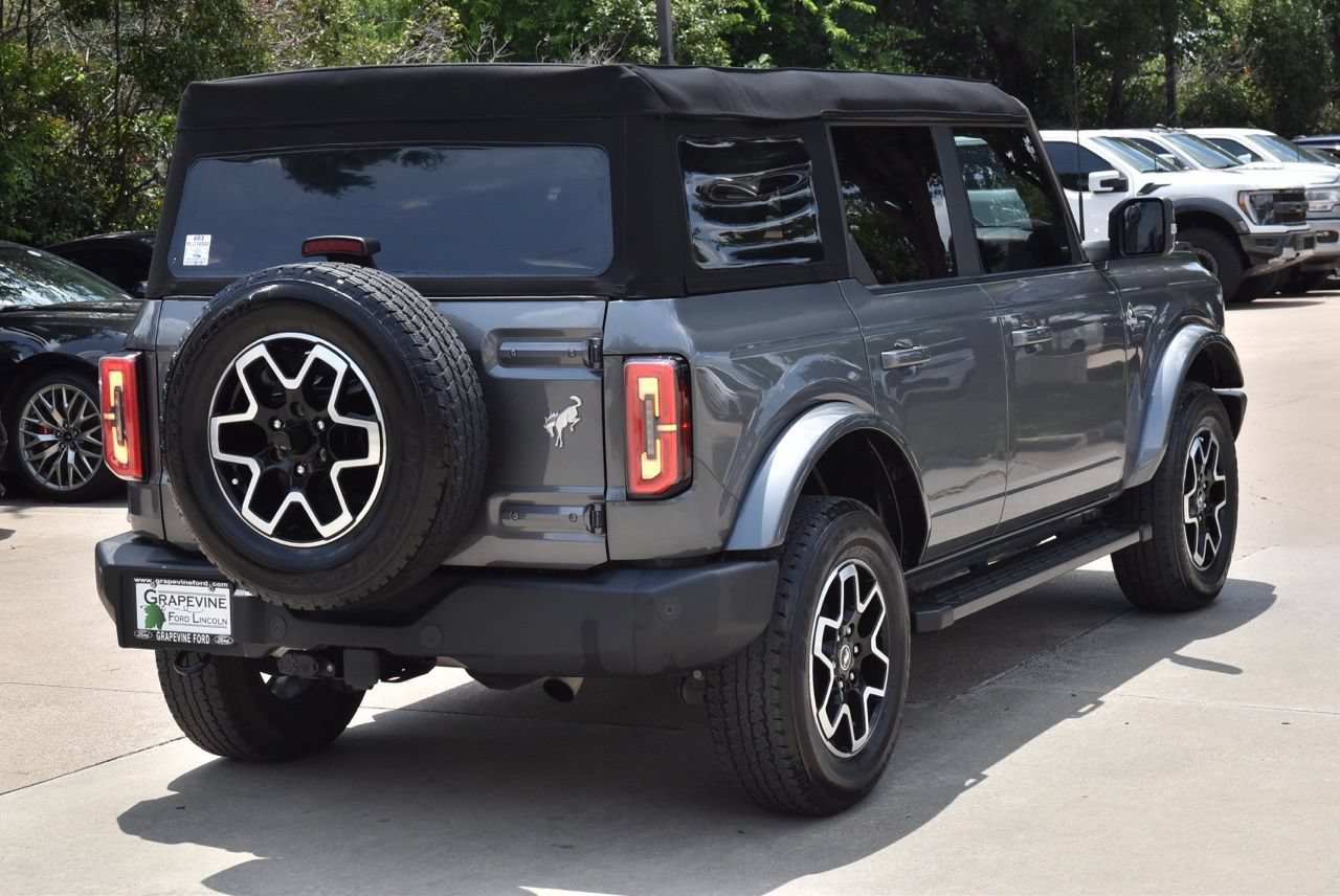 Used 2023 Ford Bronco Outer Banks AWD/4WD image 8